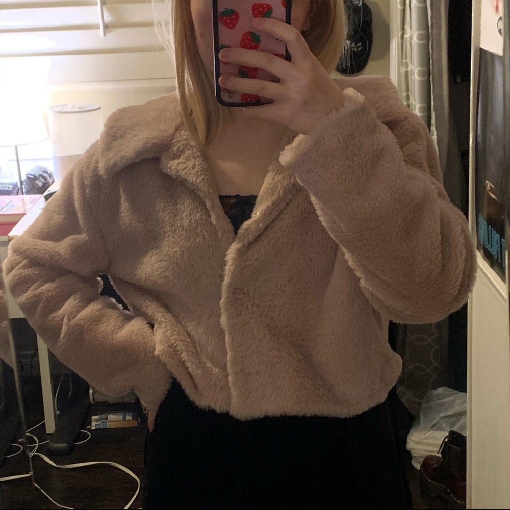 Kendall & Kylie faux fur cropped jacket - Picture 3 of 4